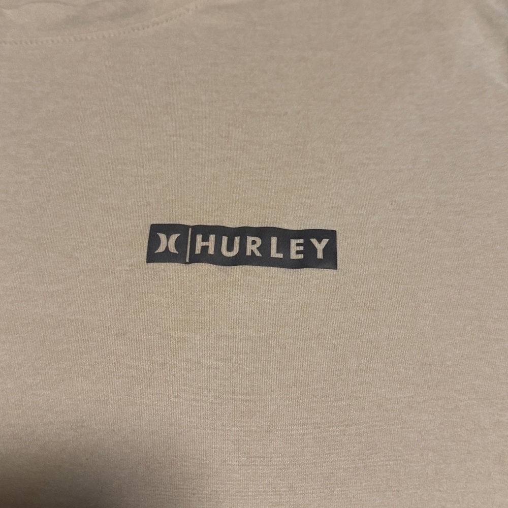 Hurley Men's Light Colored Short Sleeve Tee - Picture 2 of 5